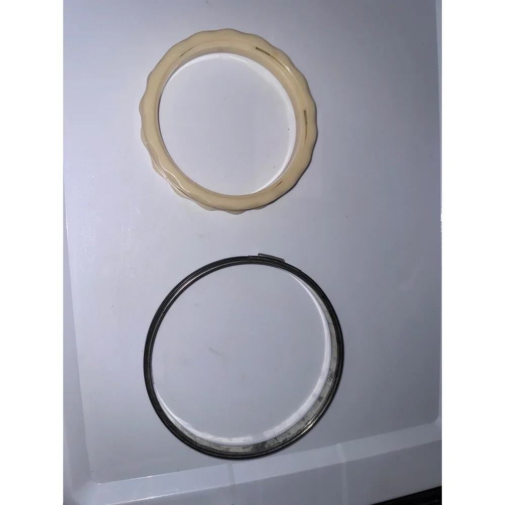 Vintage Mixed Embroidery Hoop Lot Plastic Metal Round Oval Spring Tension 12pc